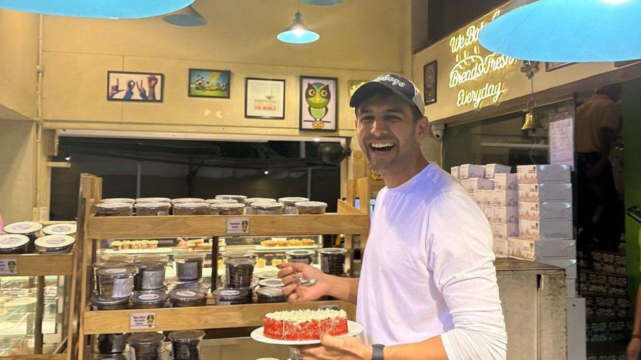 ICC World Cup 2023: Here`s how Kartik Aaryan Celebrated Kohli`s 49th Century