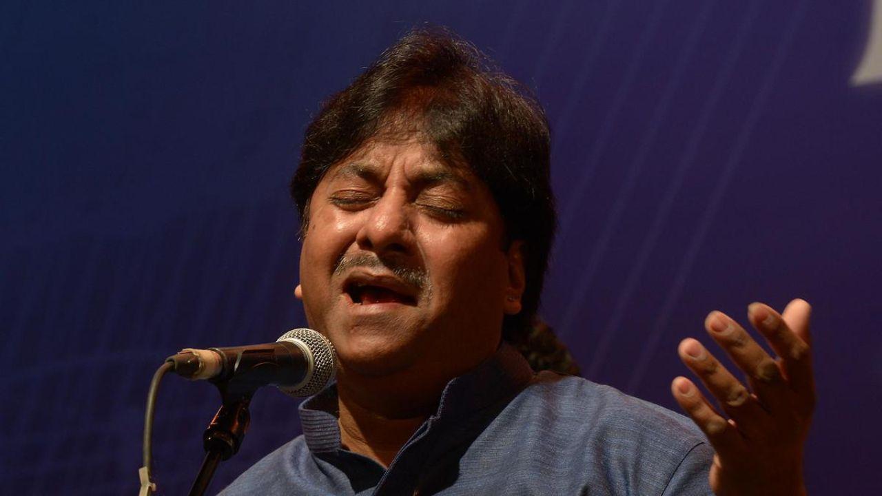 `Aaoge Jab Tum` Singer Music Maestro Rashid Khan Passes Away