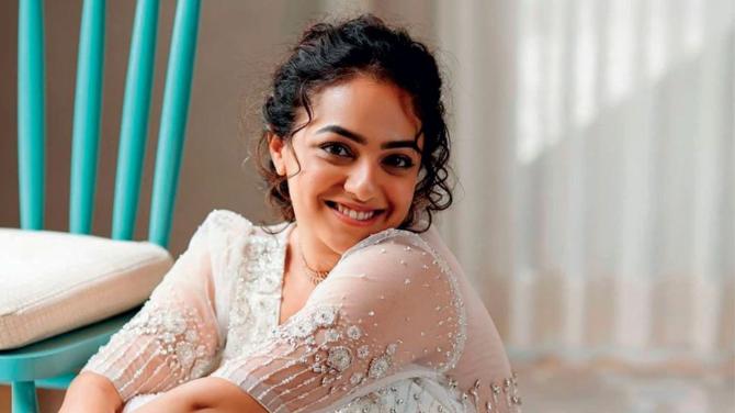 Nithya Menen Wins Best Actress Award for Thiruchitrambalam