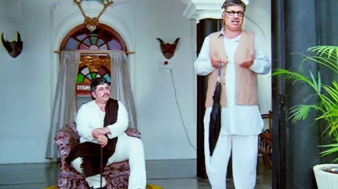 Iconic Roles of Kader Khan: From Comic Genius to Memorable Villain in Bollywood