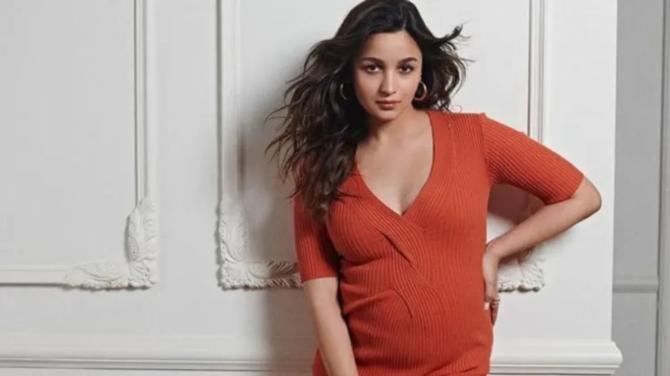 Actresses Embracing Motherhood: 5 Best Pregnancy Photoshoot