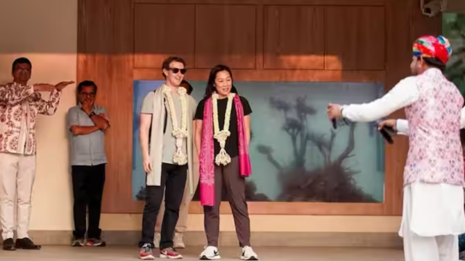 Mark Zuckerberg was seen making an Indian sign with his spouse