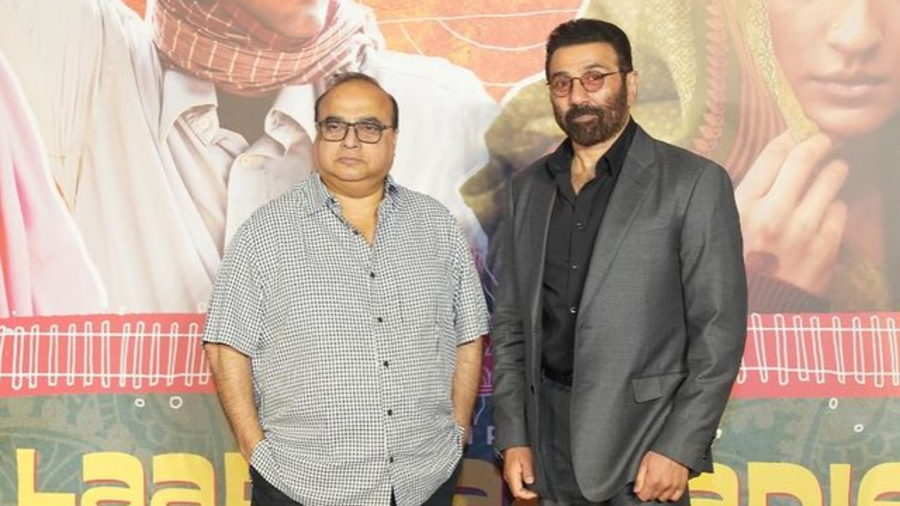 Bollywood star Sunny Deol spotted at the "Laapataa Ladies" premiere, adding to the glitz and star power