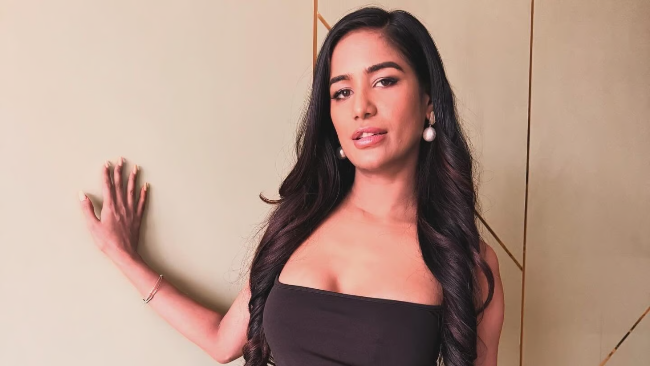 Poonam Pandey Birthday: 5 Times She Became Controversy`s Favorite Child