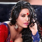 Poonam Pandey turns `Jalebi Bai` on small screen