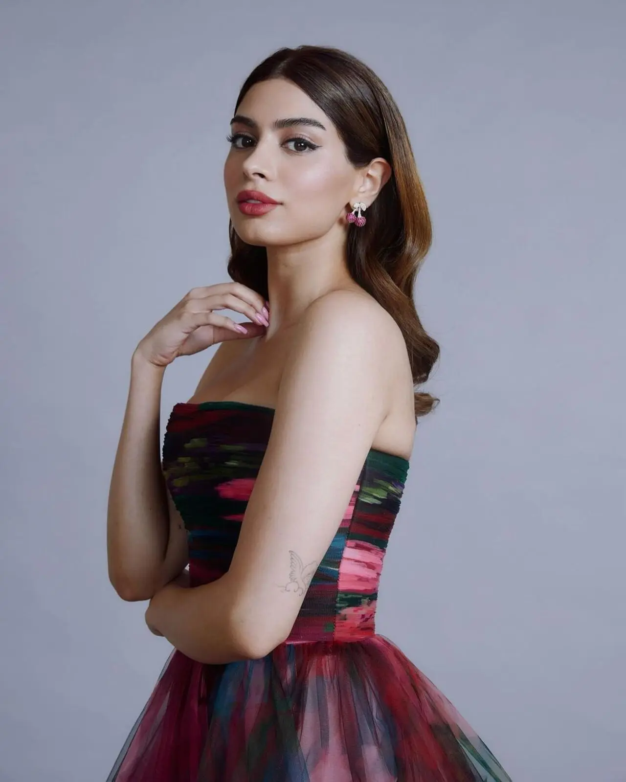 The upcoming actress wore a Gauri & Nainika-designed tiered gown. The outfit belongs to the designer duo`s latest collection