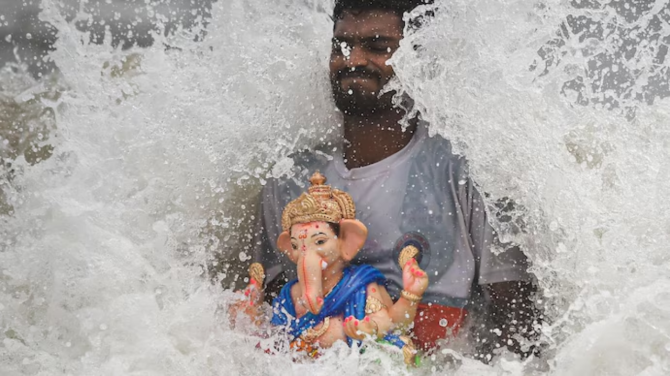 Traditional Ganesh Chaturthi Rituals: A Visual Journey