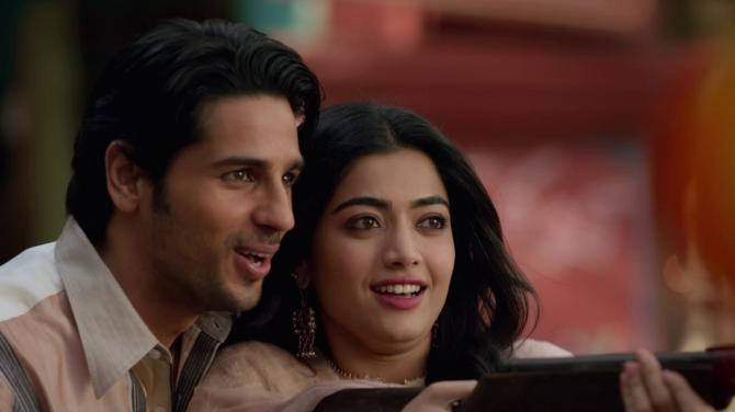 From Besharam Rang To Current Laga Re: Top 5 Bollywood Songs Of 2023 That You Must Add To Your Playlist!