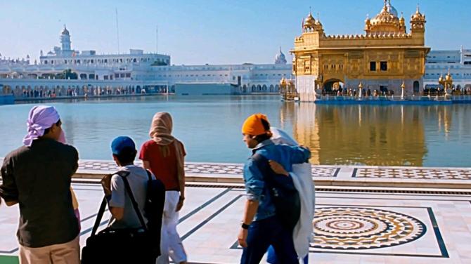 5 Movies Shot Inside Amritsar`s Iconic Golden Temple