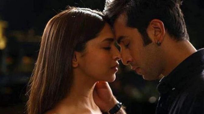 Breakup Day: 5 Ugliest Bollywood Breakups That Left Fans Shocked