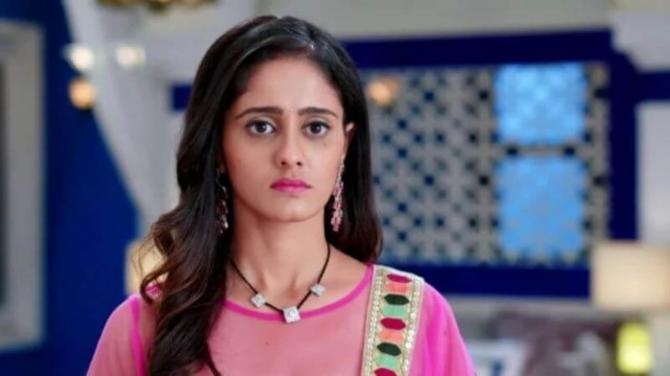 From Anupama To Akshara: Fees Charged By These TV Celebrities Will Shock You