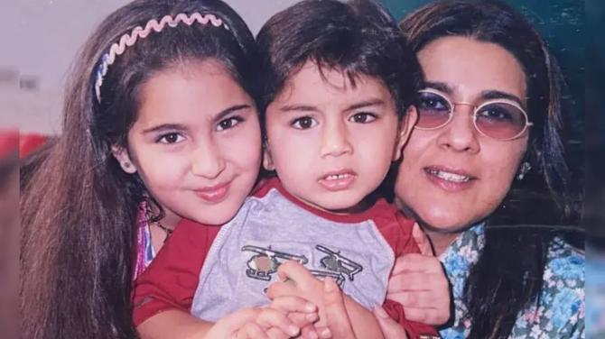 Mother`s Day Celebration 2024: B-Town Celebs Who Shared Aww-dorable Memories With Their Moms