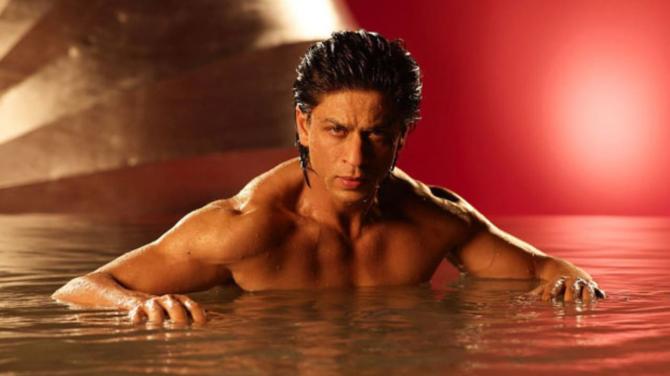 4 Shirtless Pictures Of Shah Rukh Khan That Are Too Hot To Handle