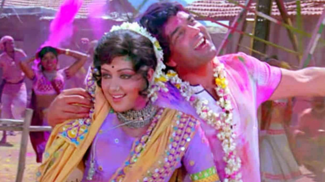 Holi 2025 Special: Top 5 Romantic Bollywood Films Featured Holi