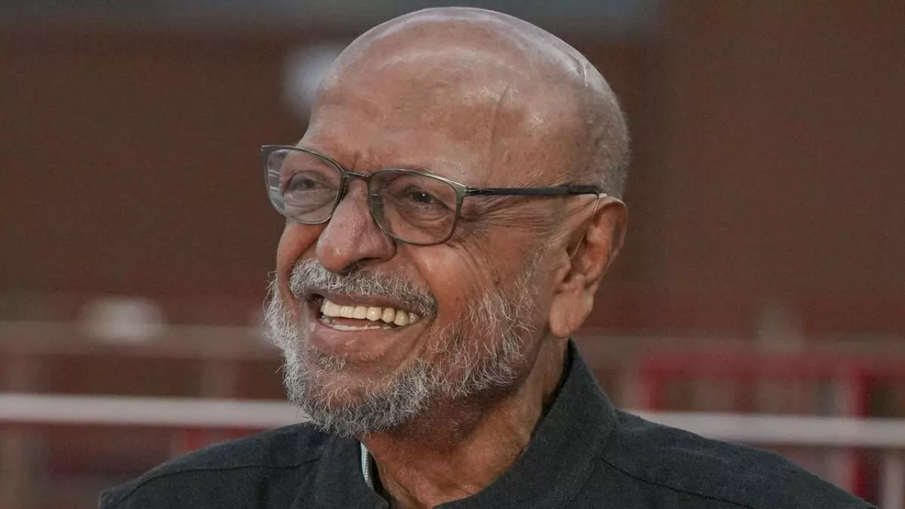 Filmmaker and Pioneer of Parallel Cinema Movement Shyam Benegal Passes Away