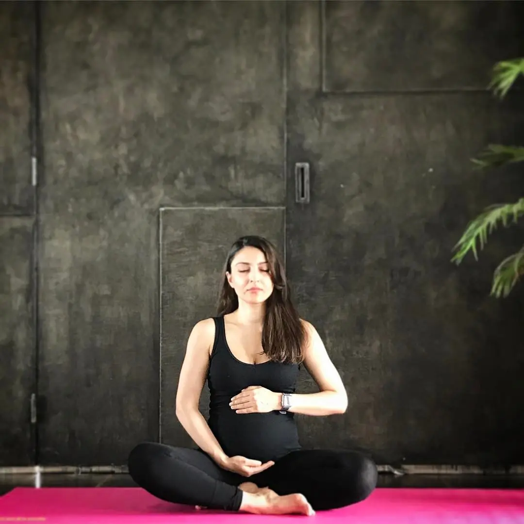Soha boldly challenged the stereotype that women can`t workout while pregnant