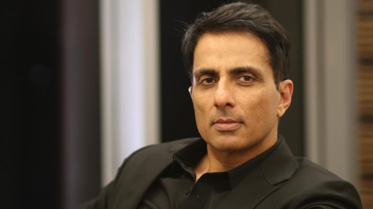 Sonu Sood Issues a Statement Addressing Arrest Warrant Rumours