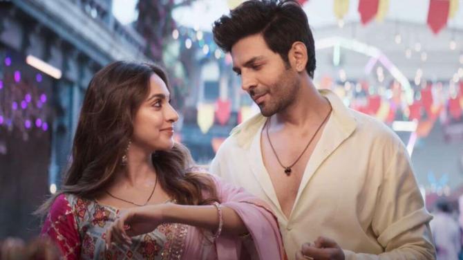 Barbie Girlfriend, Oppenheimer Boyfriend: Bollywood On-Screen Couples Who Fit Perfectly In This Trend