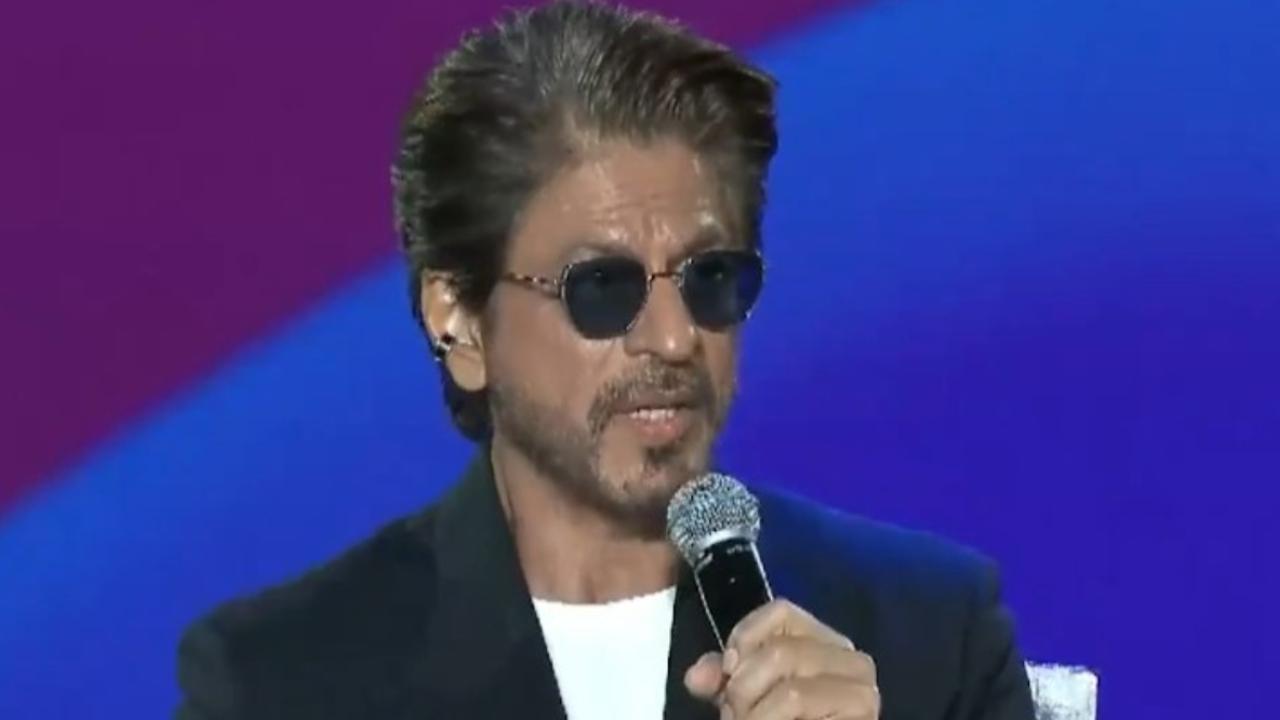 Shah Rukh Khan Shares His Take On Insider Vs Outsider Debate At WAVES 2025