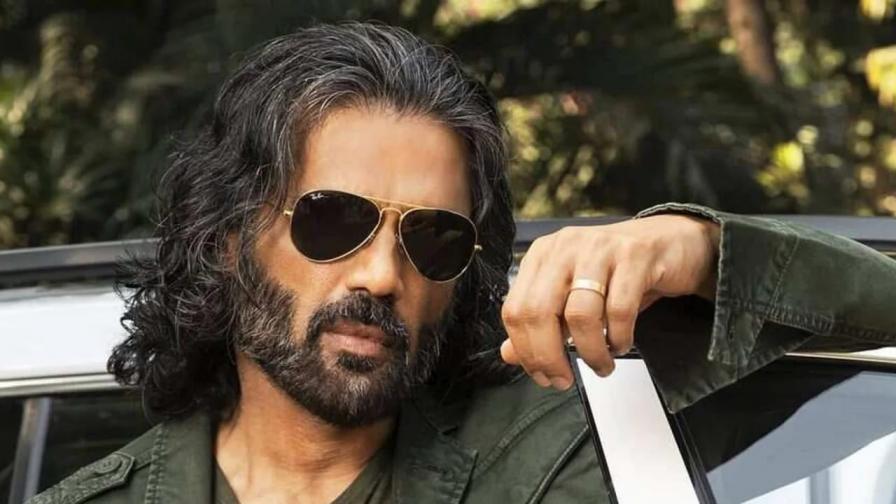Suniel Shetty: From Crushing On This Bollywood Diva To His Fitness Mantra, These Unknown Facts Will Shock You Suniel Shetty: From Crushing On This Bollywood Diva To His Fitness Mantra, These Unknown Facts Will Shock You
