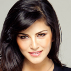 Priyanka, Hrithik have the best bodies: Sunny Leone