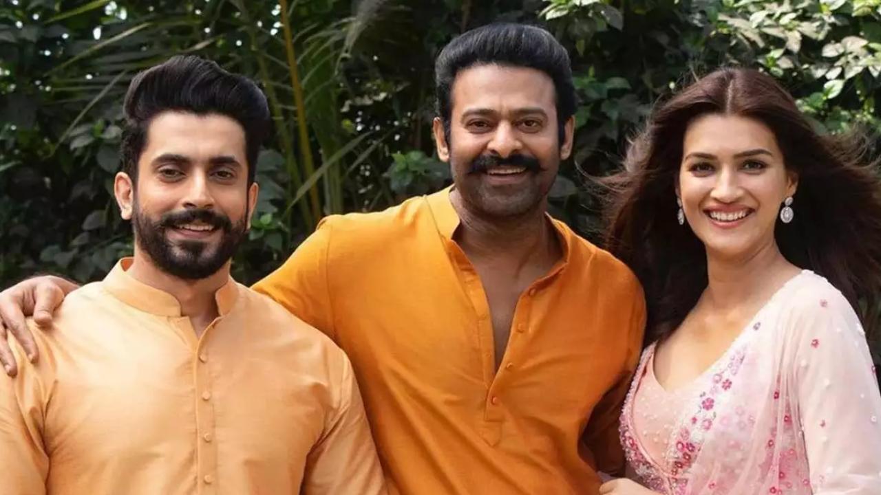 Sunny Singh hits the gym, shares picture with Varun Dhawan
