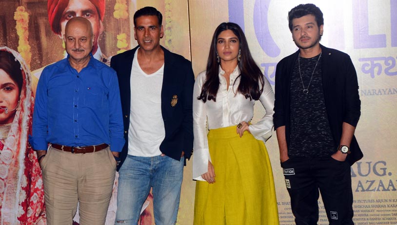 Team Toilet Ek Prem Kathaa snapped with BMC Officials