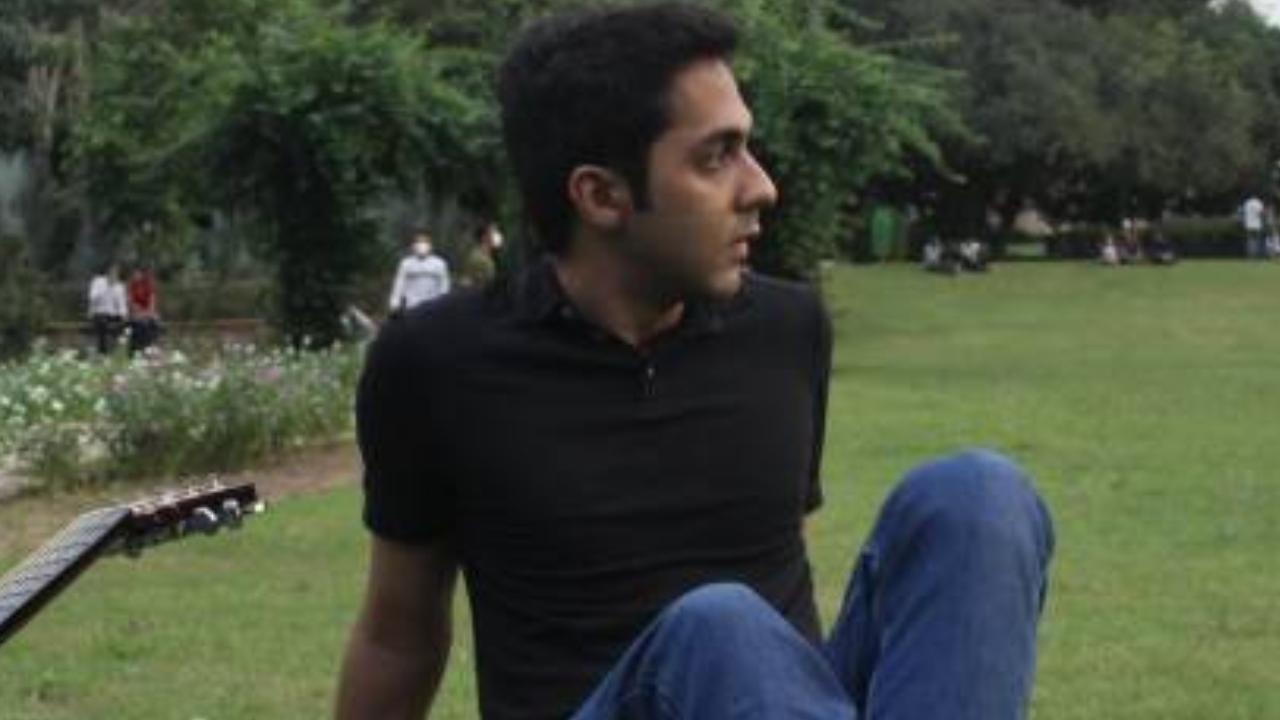 New Delhi based singer/songwriter Vaibhav Malhotra’s EP Afsana is about coming of age