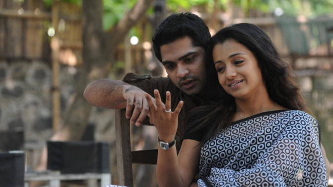 Vinnaithaandi Varuvaayaa
