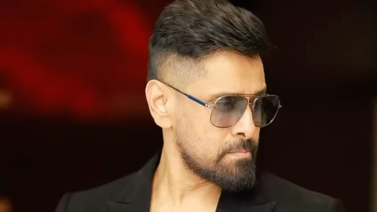 Stylish Star of Indian Cinema: Happy Birthday, Chiyaan Vikram