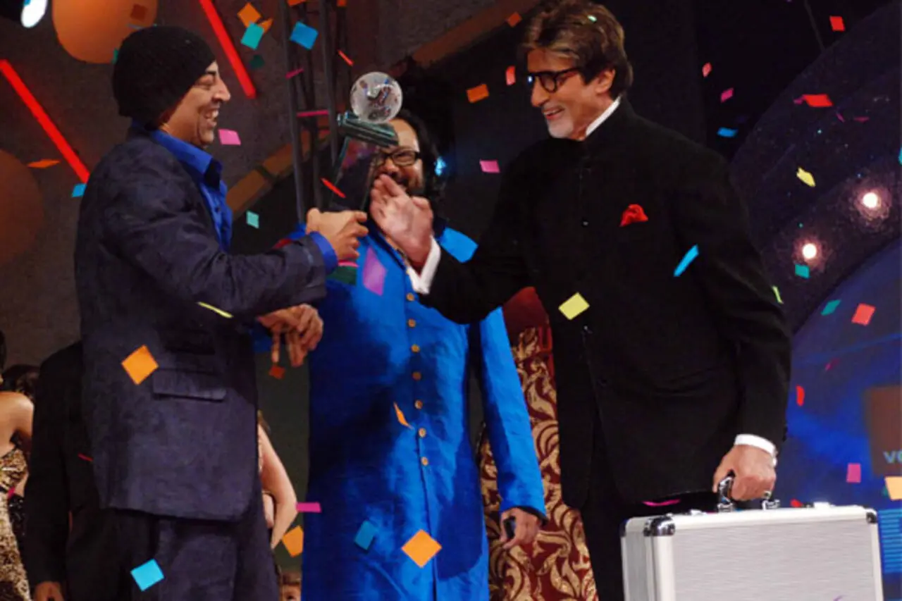 Bigg Boss Season 3 (2009) - Winner: Vindu Dara Singh
Vindu Dara Singh`s charisma and humour helped him earn the title in Season 3