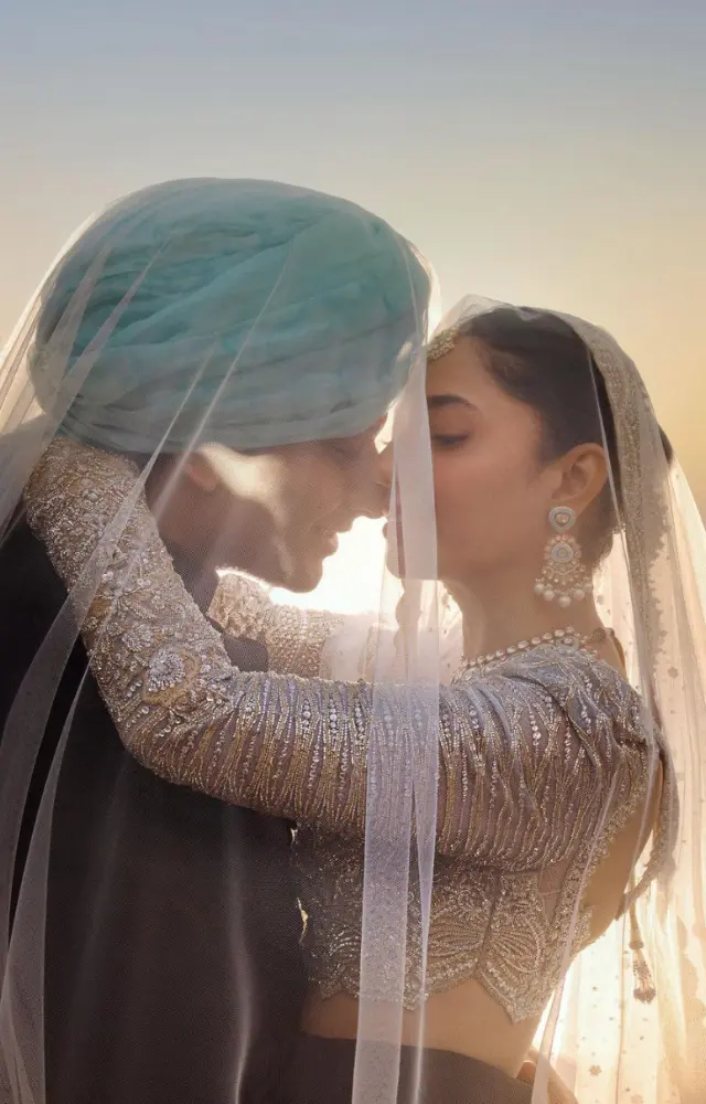 Mahira Khan recently tied the knot with her long-time beau Salim Karim. She was earlier married to Ali Askari and has a son. They separated in 2015.