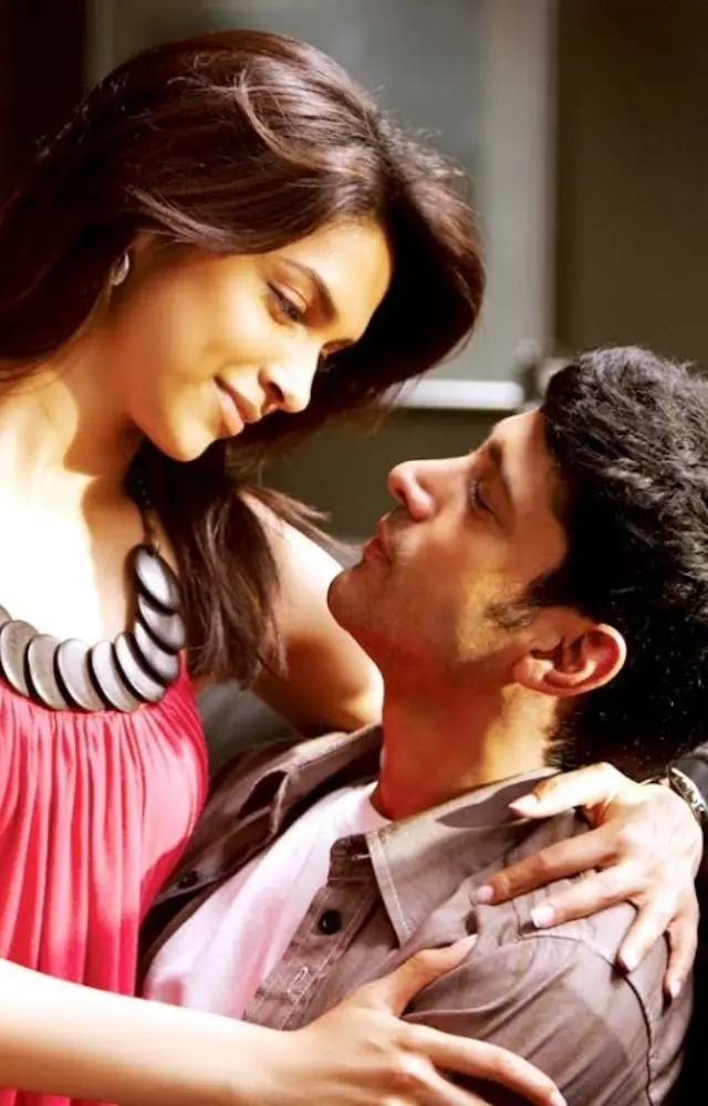 Shankar Mahadevan`s vocals soar with electrifying energy, perfectly complementing the infectious rhythm crafted by Shankar-Ehsaan-Loy for `Uff Teri Adaa`