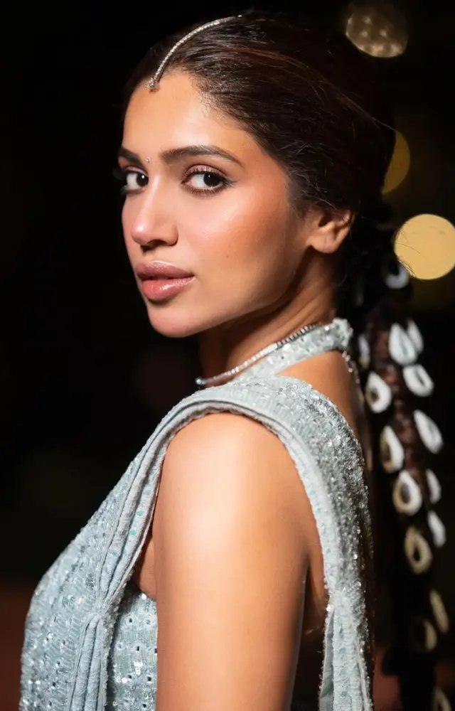 It was adorned with shimmering details for added glamour.