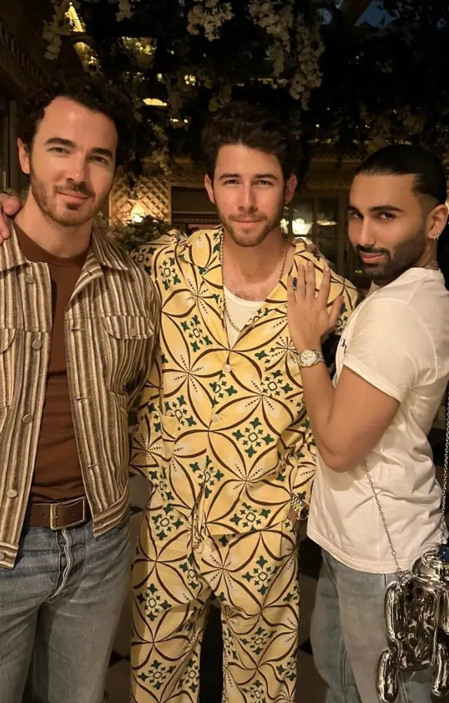 Inside Jonas Brothers`s welcome party
