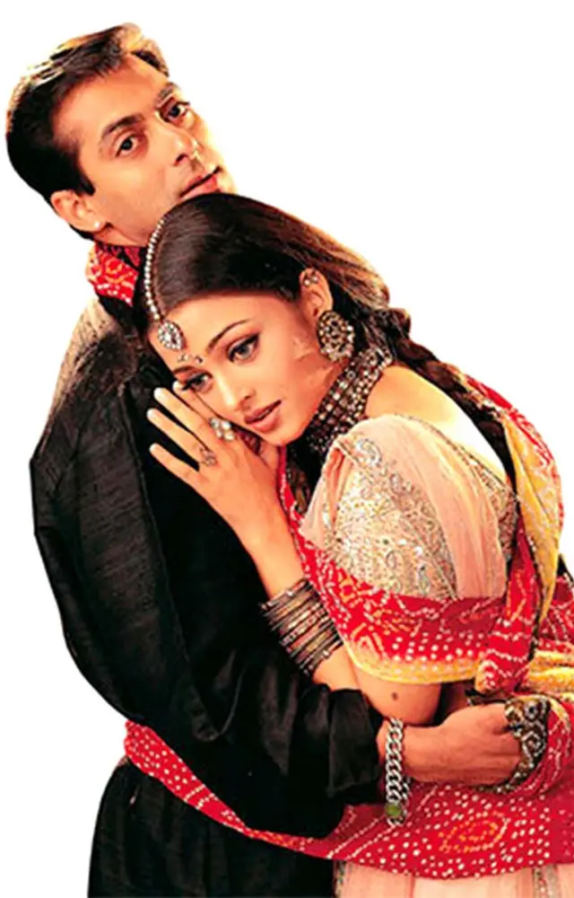 Hum Dil De Chuke Sanam (1999)
Before her debut, Bhansali offered Kareena the role of Nandini. She however did not take up the film