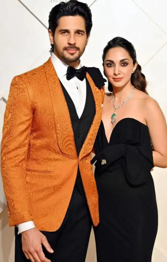 In a dazzling display of glitz and glamour, a star-studded event in Dubai witnessed the presence of Bollywood`s beloved couple, Kiara Advani and Siddharth