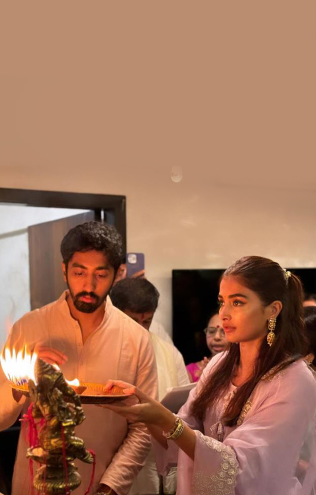 Pooja Hegde radiates festive joy in her exclusive Dasara celebrations