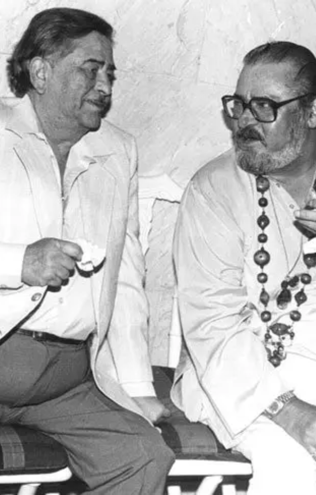 Raj Kapoor with younger brother Shammi Kapoor. Shammi narrated the 1991 film `Heena` which was directed and produced by Randhir Kapoor after Raj Kapoor died.