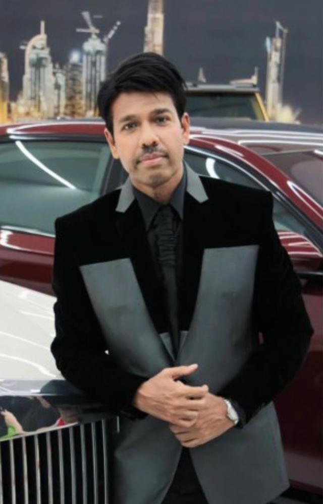 8 Things About Shafeeq ur Rahman 