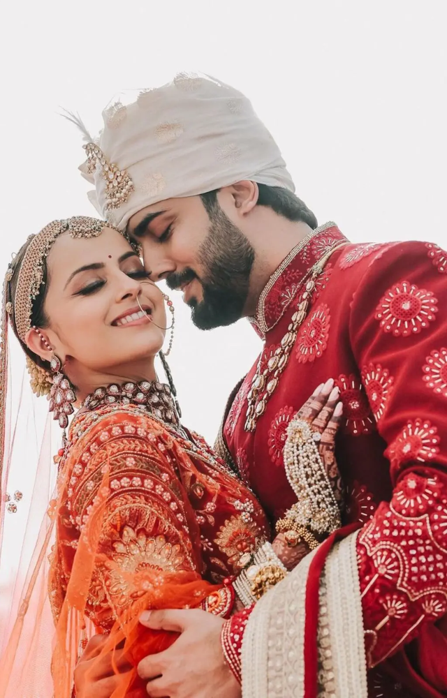 Shrenu was dressed in bridal red in the pictures she shared on Instagram. The beautiful lehenga was adorned with tasteful golden zari work.