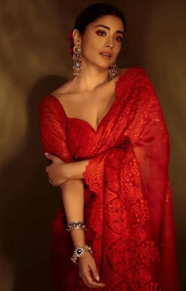 Shriya Saran embraces desi vibes in a stunning red saree