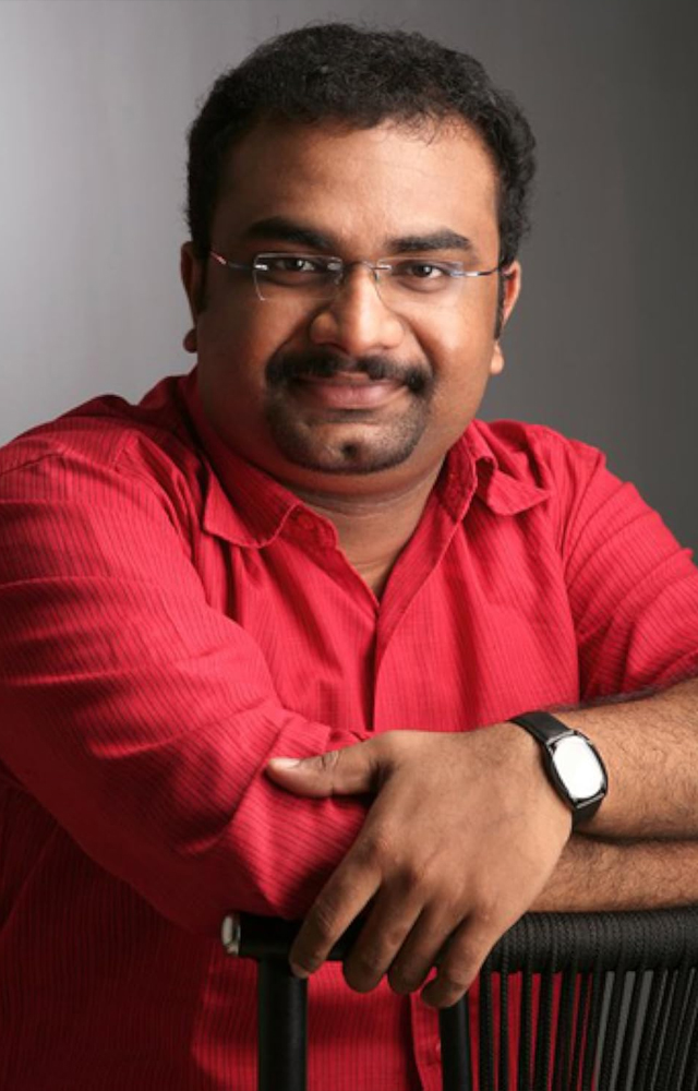 Director Jis Joy is collaborating with Asif Ali and Biju Menon for this film Thalavan.The film is touted to be an investigative thriller