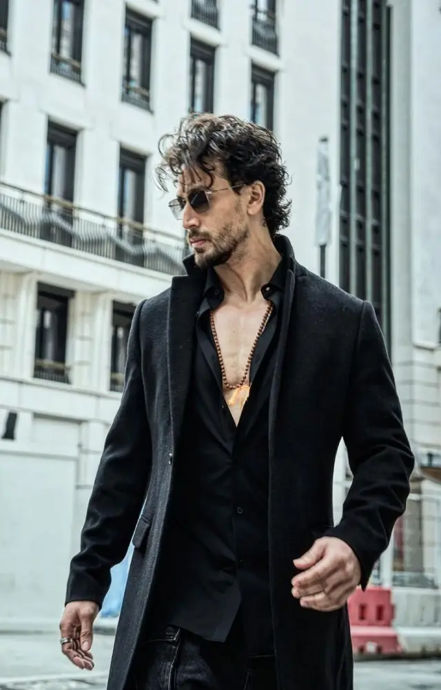 Bollywood`s youngest action star Tiger Shroff gave boss vibes in this all-black ensemble