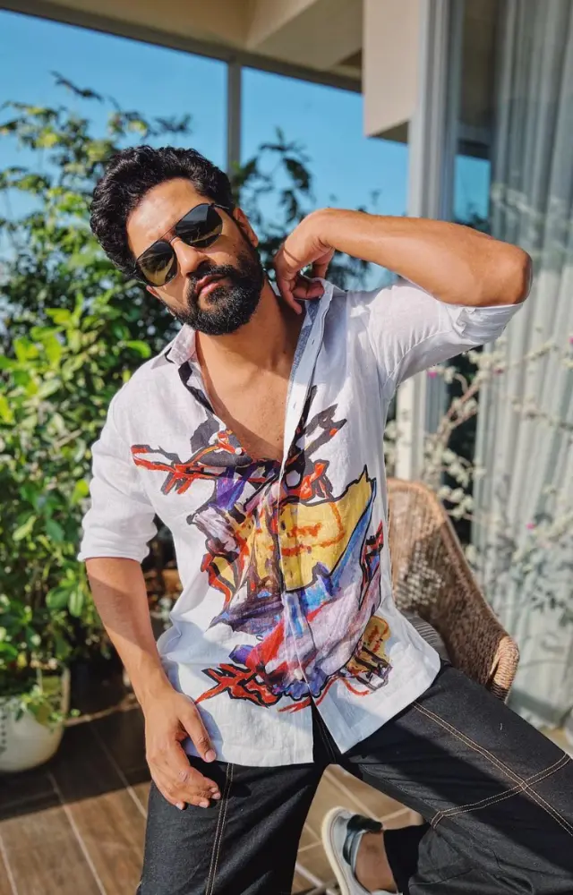 A printed shirt is a must-have in your wardrobe, it`s versatile and always handy.