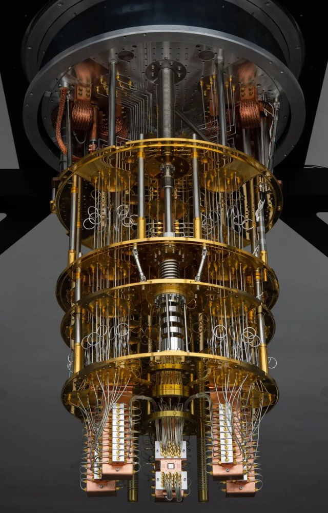 Quantum computers solve problems classical ones can`t, revolutionizing drug discovery, climate modeling, cryptography, and artificial intelligence research.
