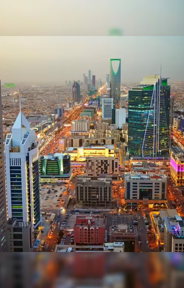 Despite its massive size, Saudi Arabia has no permanent rivers—just dry riverbeds called wadis.
