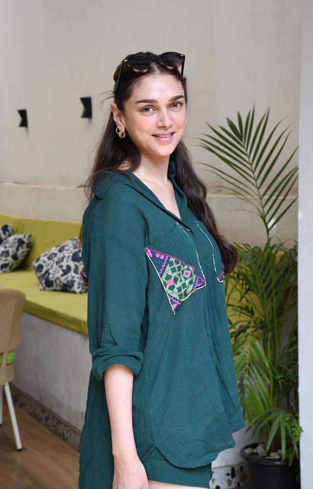 Aditi Rao Hydari`s Khar Outing
