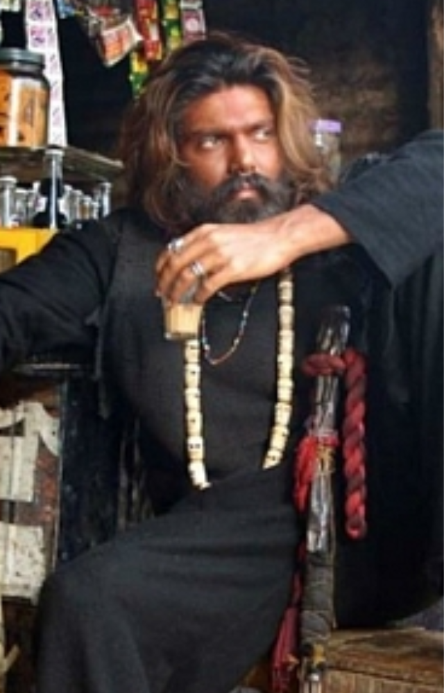 This Tamil film directed by Bala features Arya as an Aghori who returns to his family after being abandoned in Kashi.