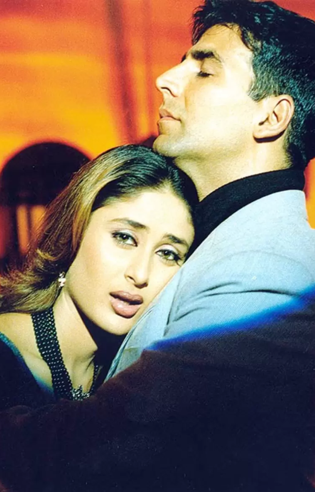 Akshay Kumar and Kareena Kapoor`s chemistry brings warmth and authenticity to the story, contrasting perfectly with the tension from Sonia’s character.